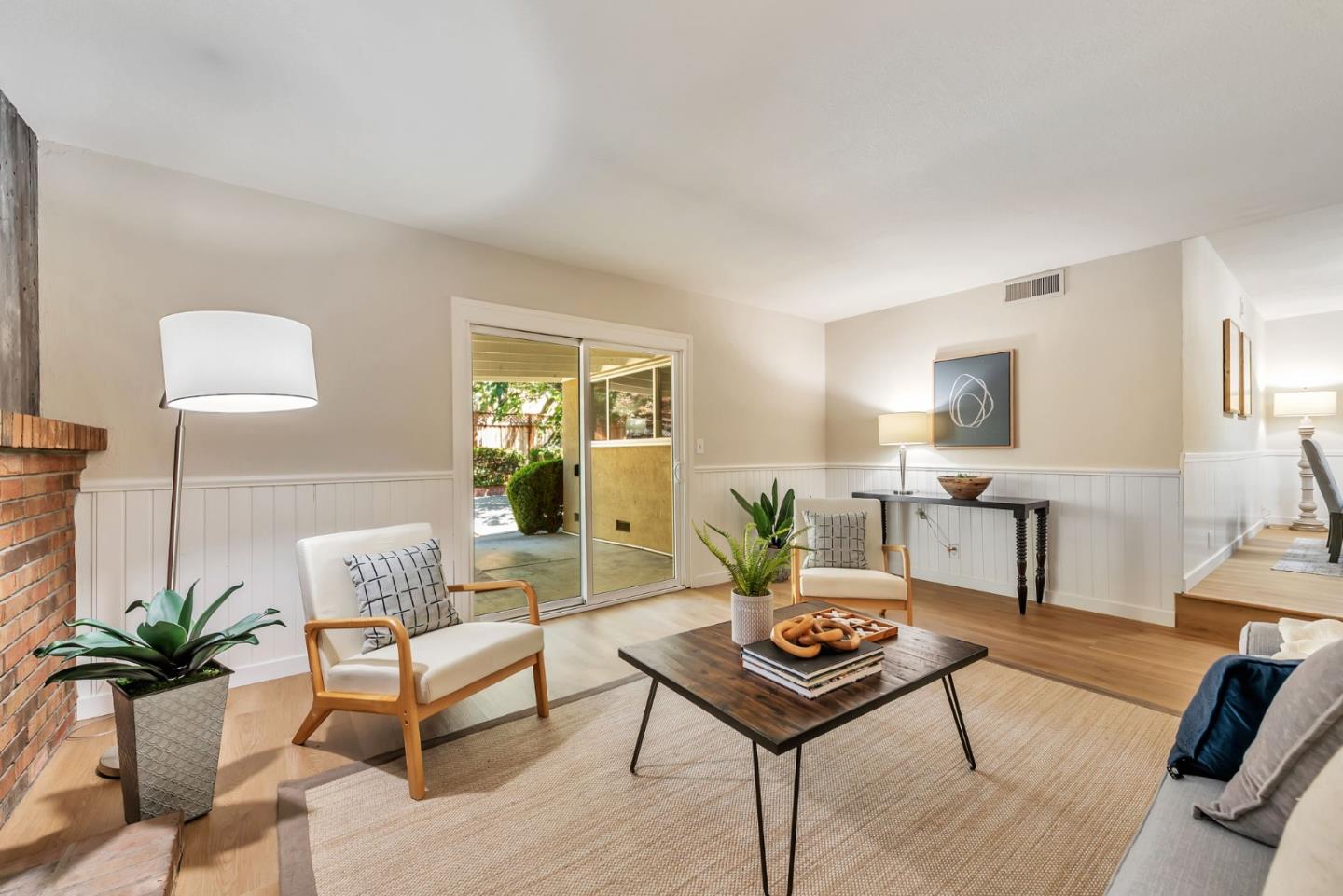 Detail Gallery Image 11 of 35 For 411 Royale Park Dr, San Jose,  CA 95136 - 4 Beds | 2 Baths