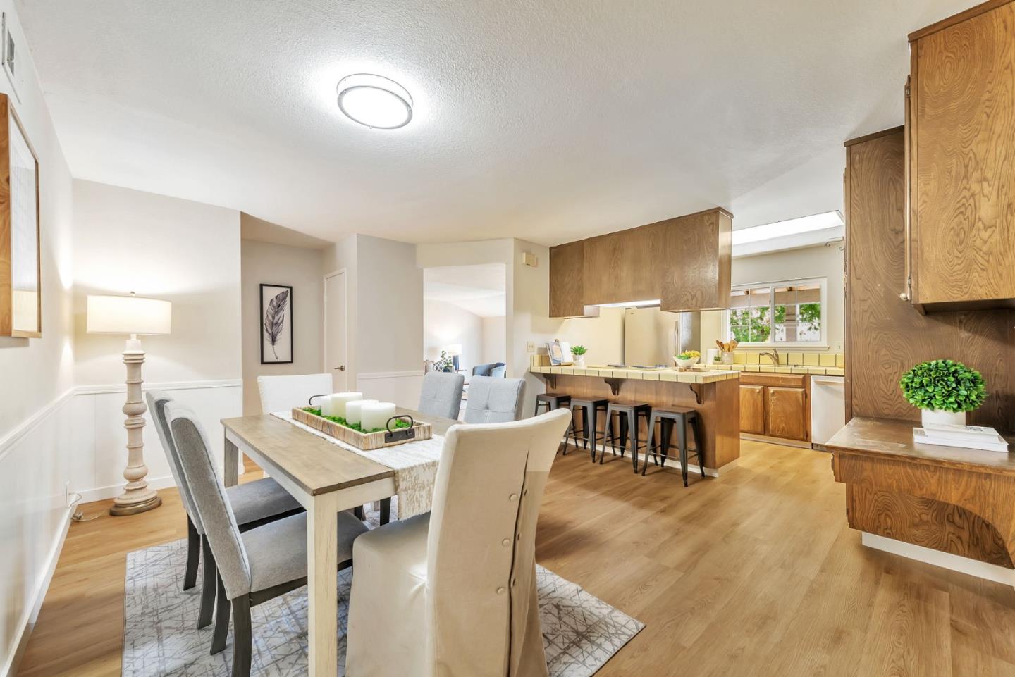 Detail Gallery Image 15 of 35 For 411 Royale Park Dr, San Jose,  CA 95136 - 4 Beds | 2 Baths