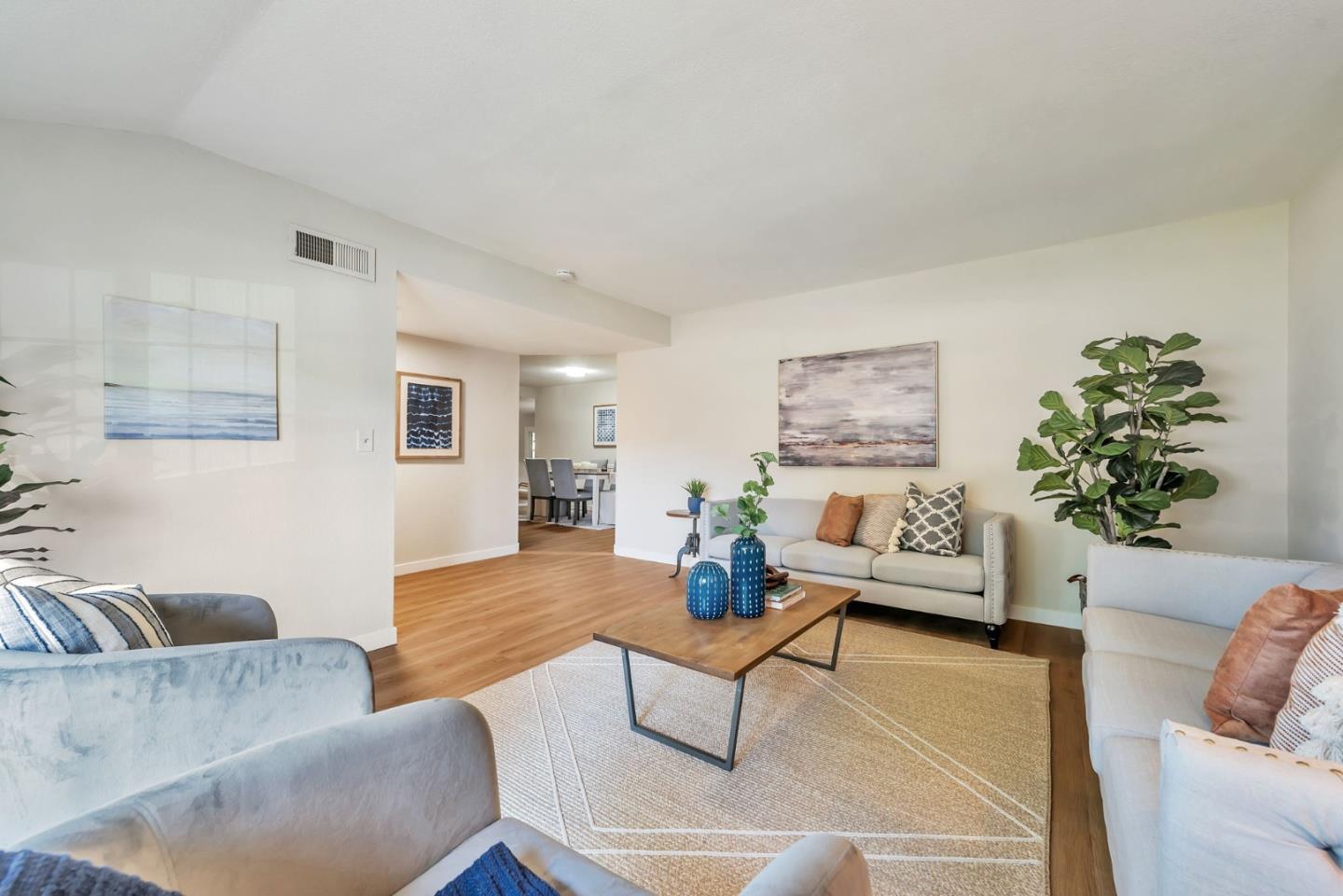 Detail Gallery Image 7 of 35 For 411 Royale Park Dr, San Jose,  CA 95136 - 4 Beds | 2 Baths