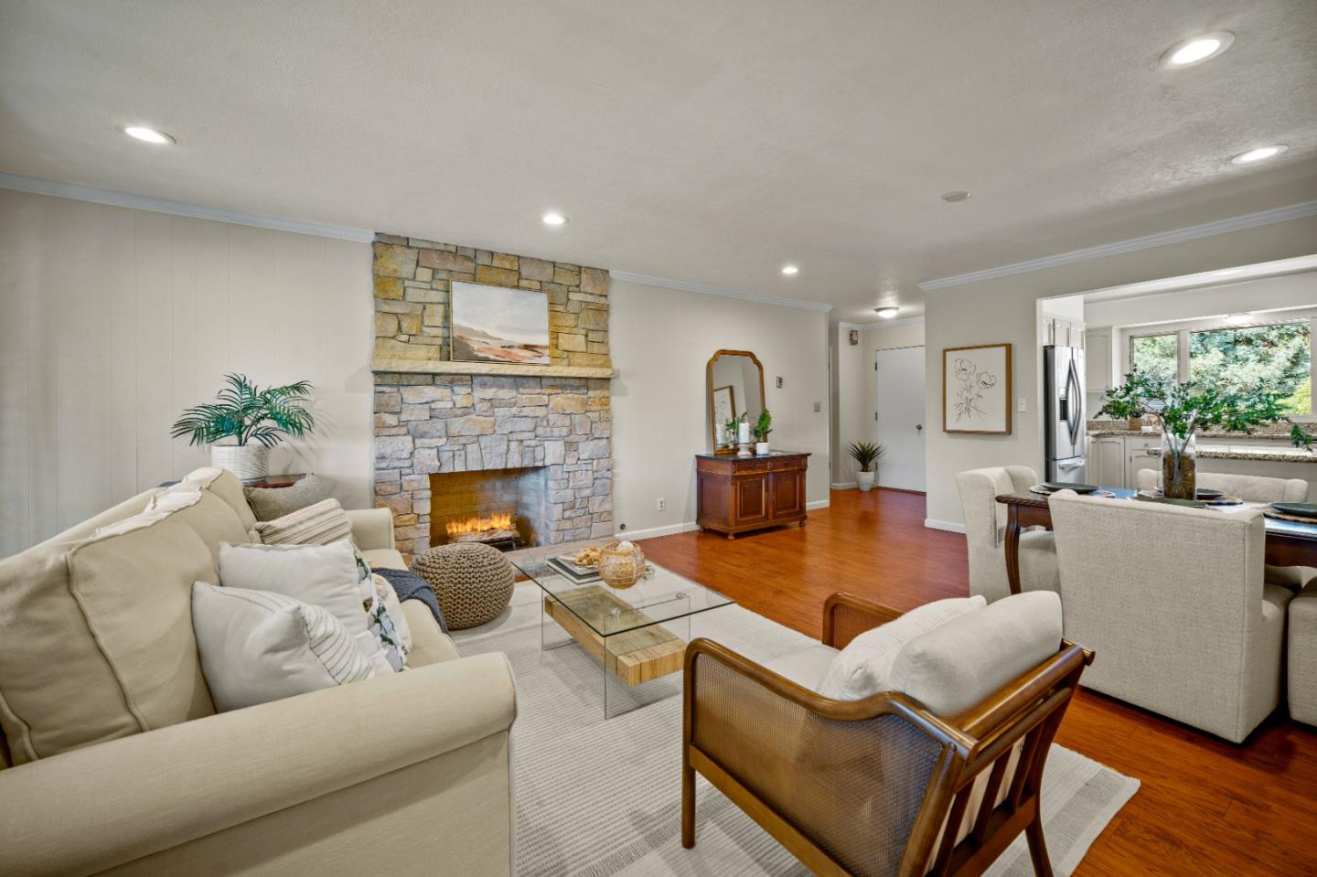 Detail Gallery Image 3 of 53 For 125 Del Mesa Carmel, Carmel,  CA 93923 - 1 Beds | 1 Baths