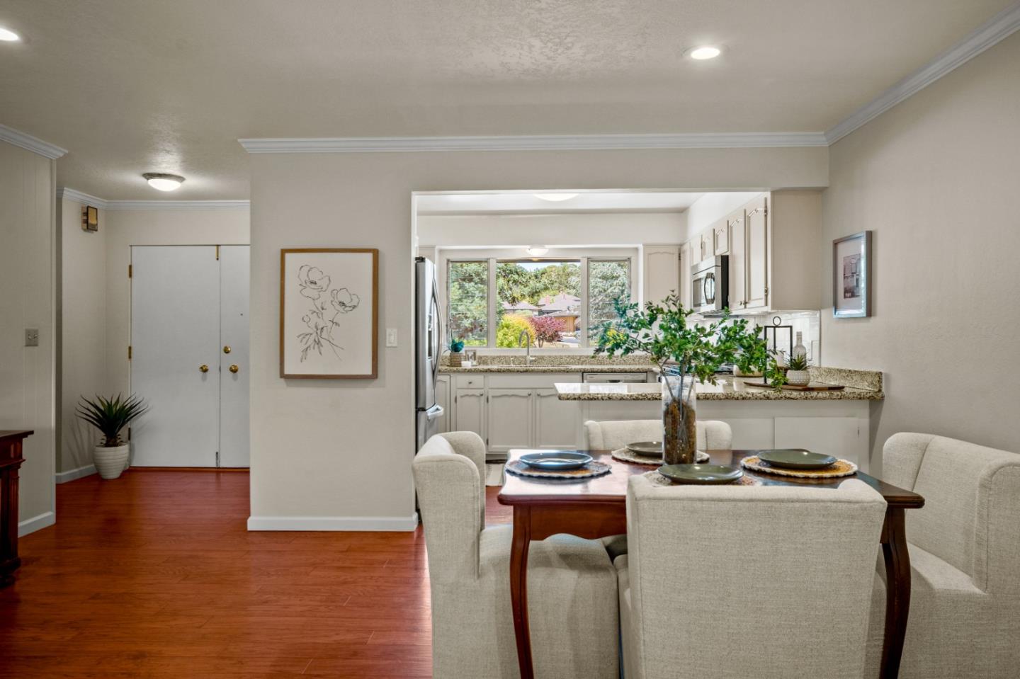Detail Gallery Image 7 of 53 For 125 Del Mesa Carmel, Carmel,  CA 93923 - 1 Beds | 1 Baths