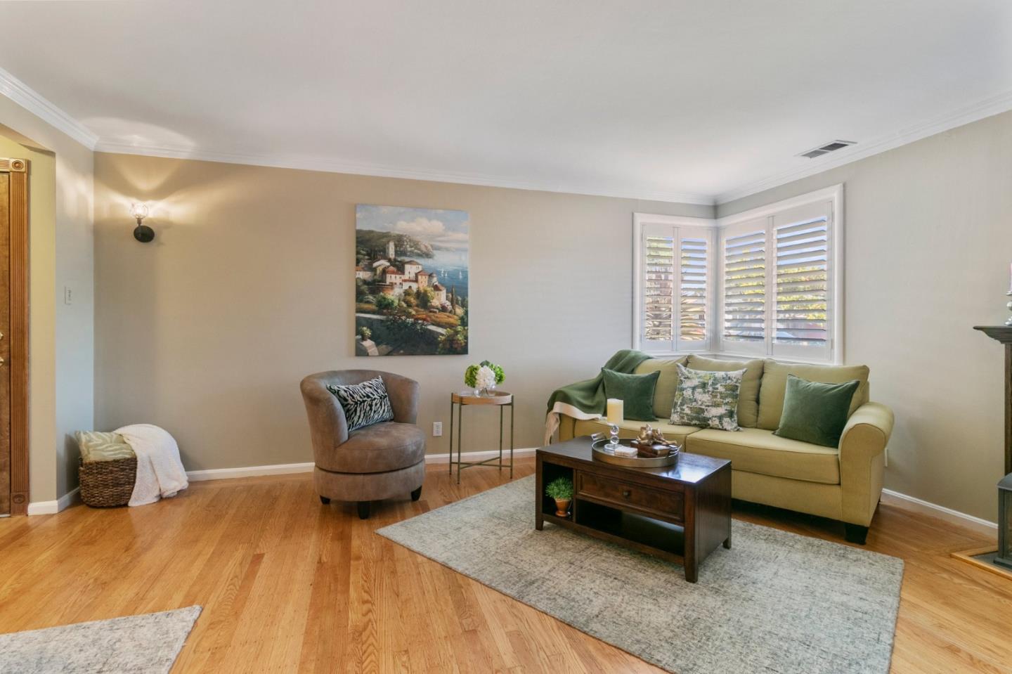 Detail Gallery Image 12 of 65 For 141 Knoll Cir, South San Francisco,  CA 94080 - 3 Beds | 2 Baths