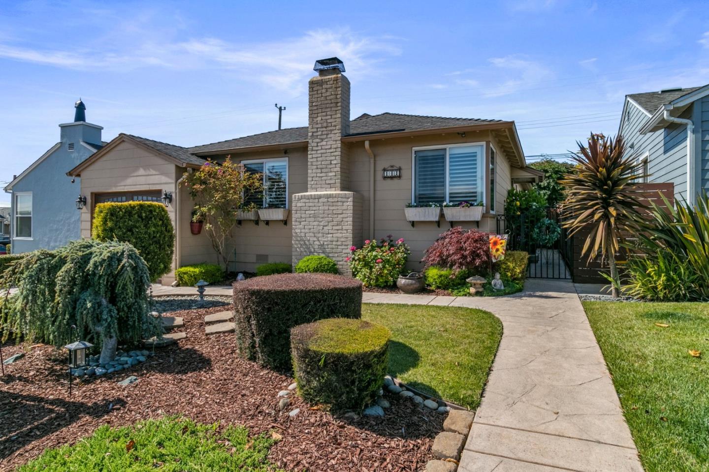Detail Gallery Image 3 of 65 For 141 Knoll Cir, South San Francisco,  CA 94080 - 3 Beds | 2 Baths