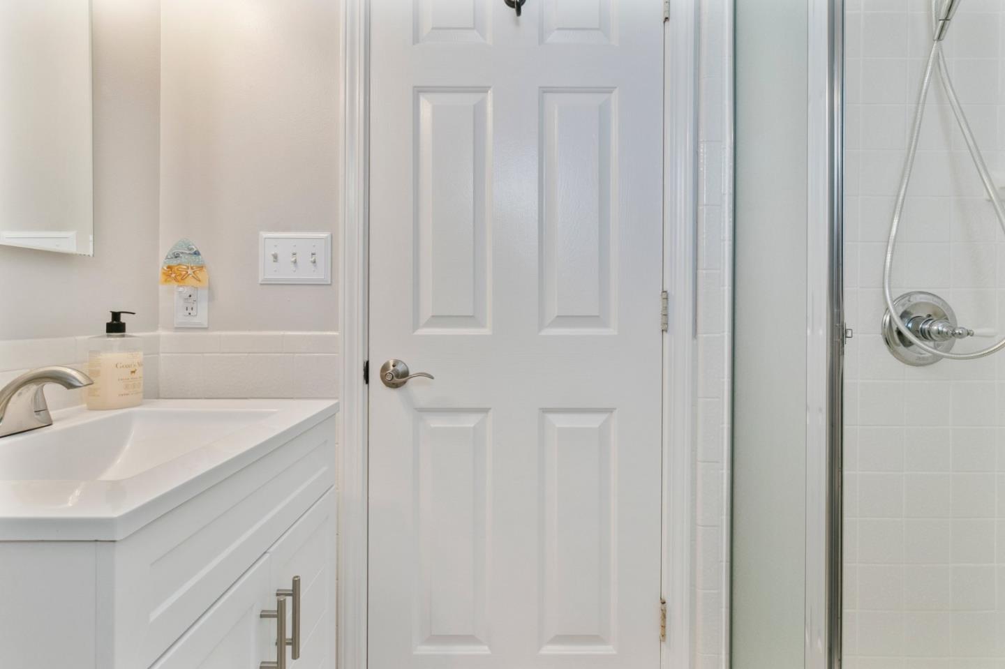 Detail Gallery Image 39 of 65 For 141 Knoll Cir, South San Francisco,  CA 94080 - 3 Beds | 2 Baths