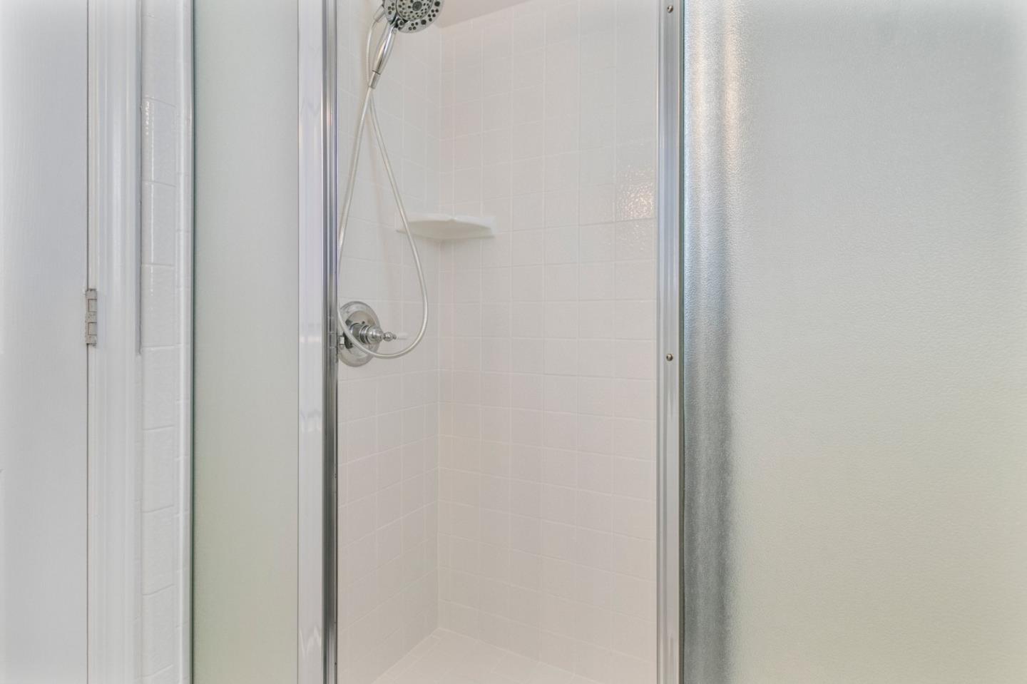 Detail Gallery Image 40 of 65 For 141 Knoll Cir, South San Francisco,  CA 94080 - 3 Beds | 2 Baths