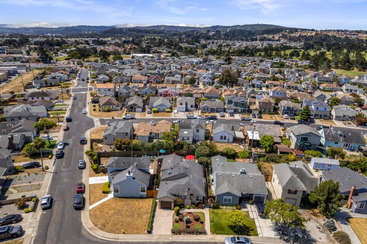 Detail Gallery Image 57 of 65 For 141 Knoll Cir, South San Francisco,  CA 94080 - 3 Beds | 2 Baths