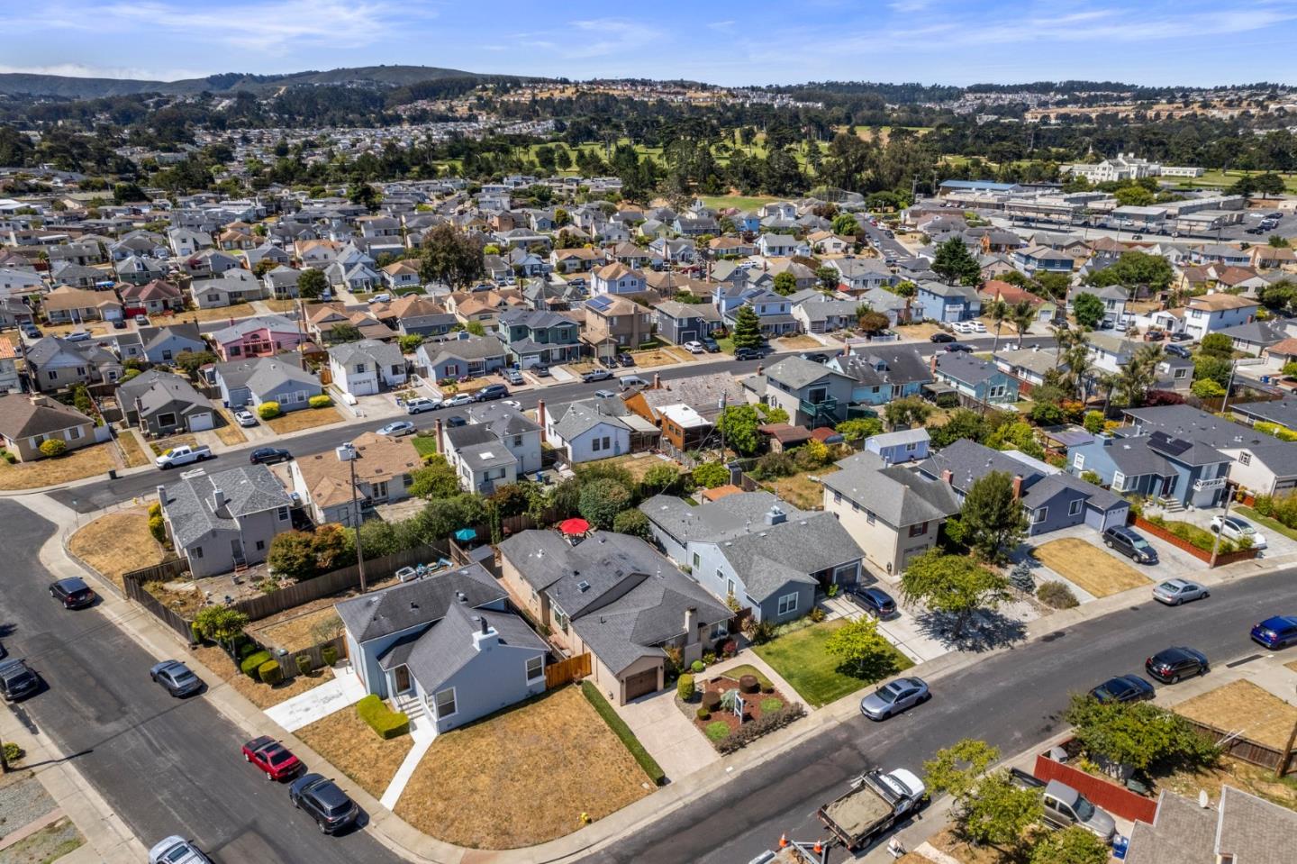 Detail Gallery Image 59 of 65 For 141 Knoll Cir, South San Francisco,  CA 94080 - 3 Beds | 2 Baths