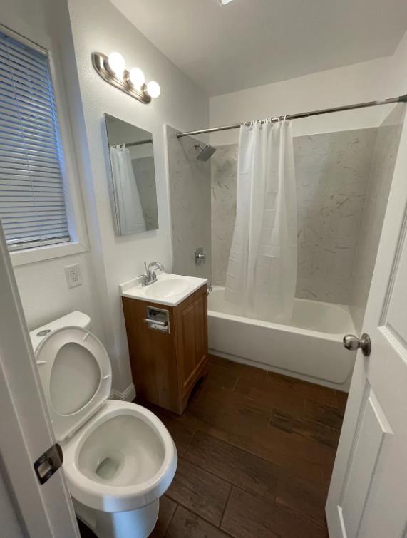 Detail Gallery Image 11 of 13 For 301 Pacific Ave, Redwood City,  CA 94063 - – Beds | – Baths