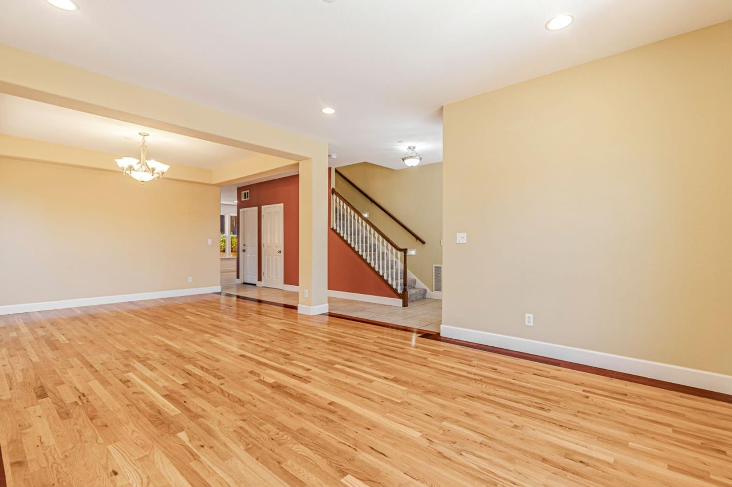 Detail Gallery Image 13 of 62 For 228 N Navarra Dr, Scotts Valley,  CA 95066 - 4 Beds | 3 Baths