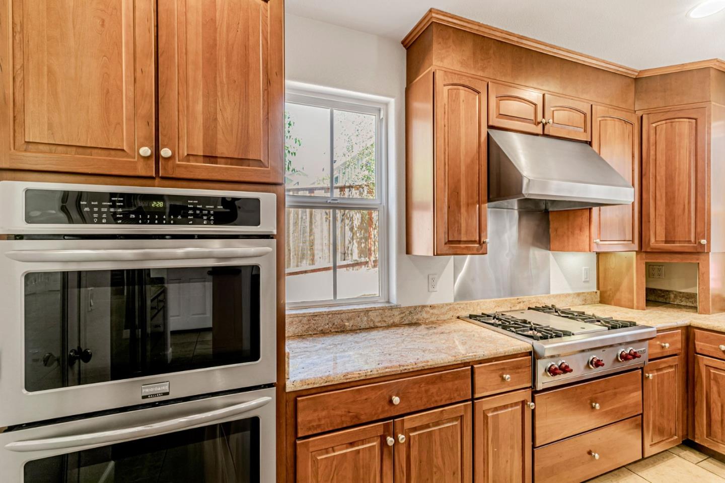 Detail Gallery Image 19 of 62 For 228 N Navarra Dr, Scotts Valley,  CA 95066 - 4 Beds | 3 Baths