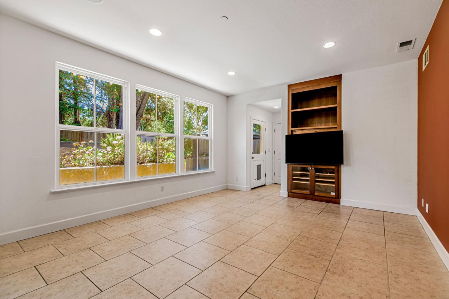 Detail Gallery Image 24 of 62 For 228 N Navarra Dr, Scotts Valley,  CA 95066 - 4 Beds | 3 Baths