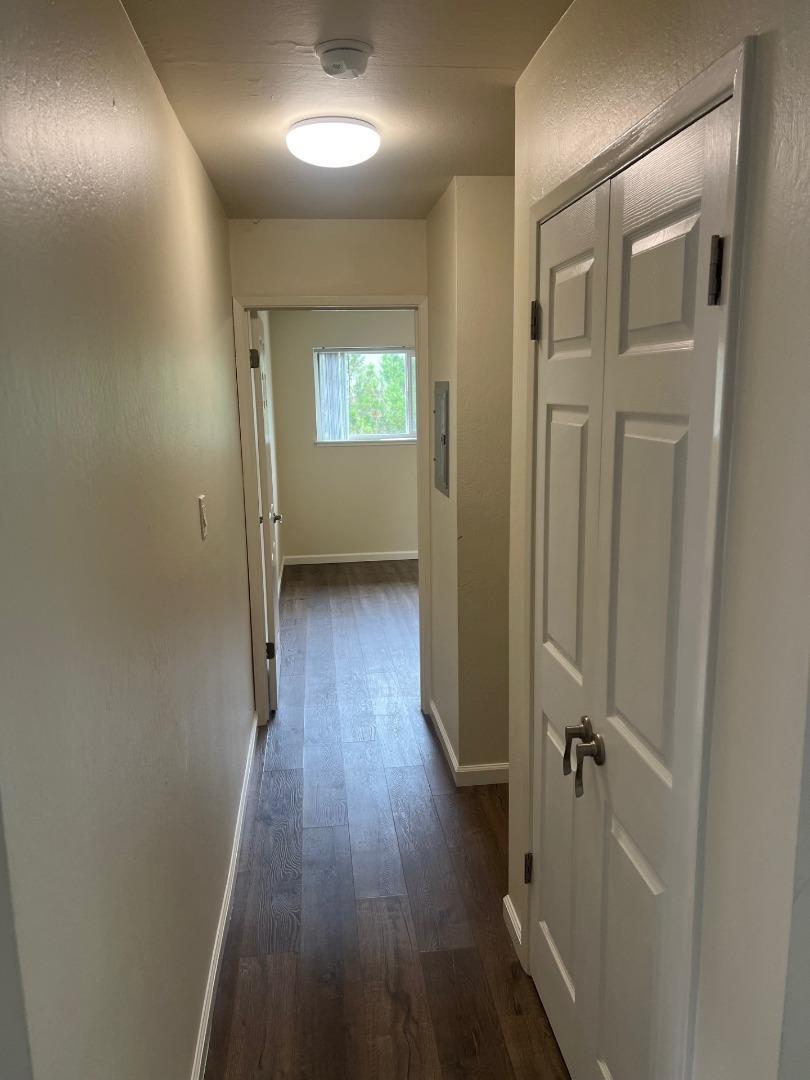 Detail Gallery Image 8 of 11 For 1580 Higgins Way #6,  Pacifica,  CA 94044 - 1 Beds | 1 Baths
