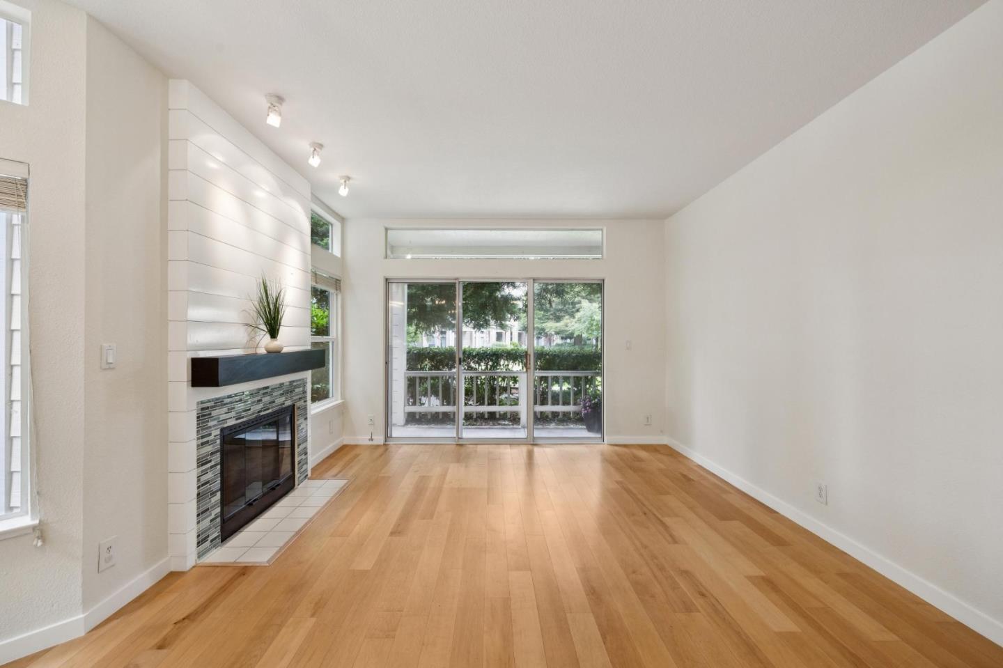 Detail Gallery Image 12 of 33 For 240 Amesport Lndg, Half Moon Bay,  CA 94019 - 2 Beds | 2 Baths