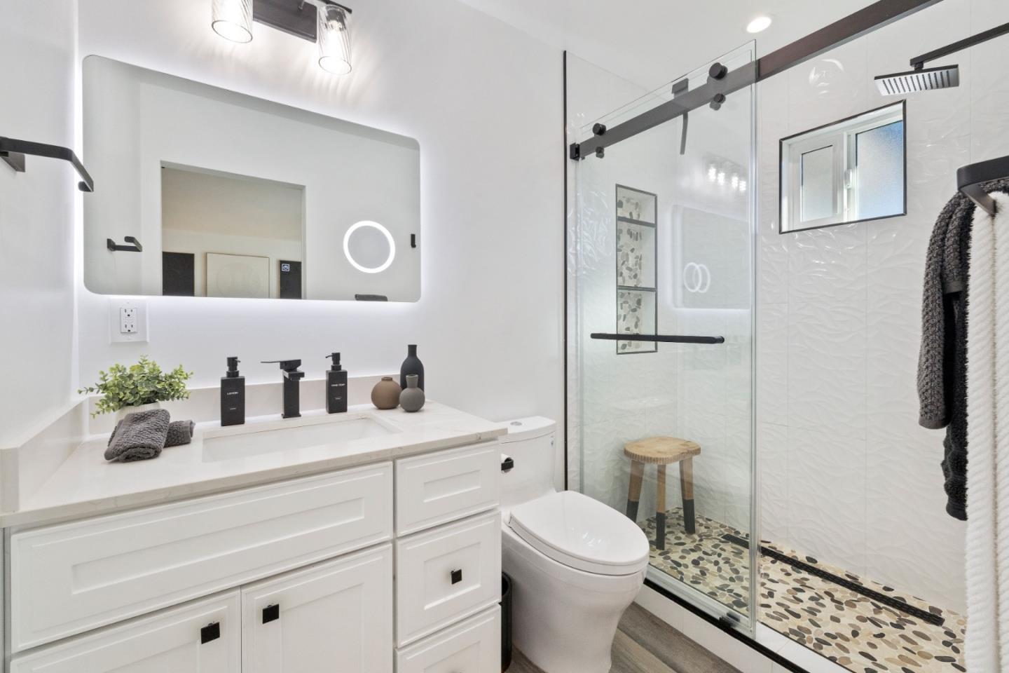 Detail Gallery Image 21 of 45 For 19087 Mayberry Dr, Castro Valley,  CA 94546 - 3 Beds | 2 Baths