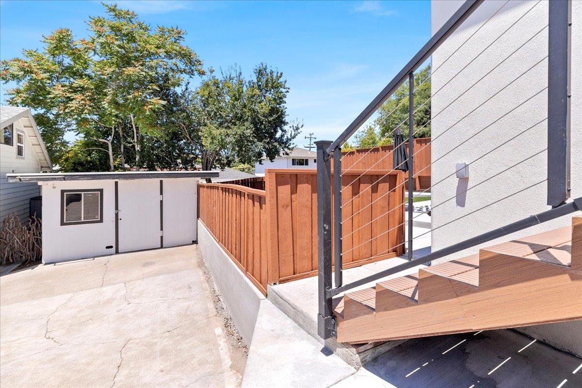 Detail Gallery Image 35 of 45 For 19087 Mayberry Dr, Castro Valley,  CA 94546 - 3 Beds | 2 Baths