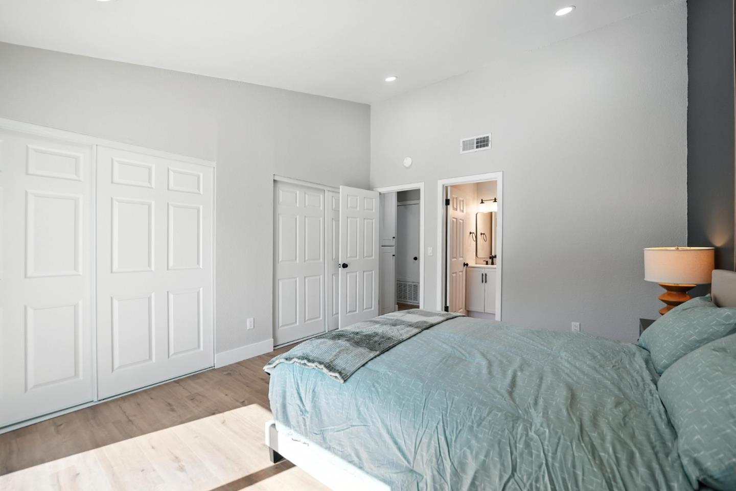 Detail Gallery Image 22 of 46 For 1190 Rio Norte Way, Sacramento,  CA 95834 - 2 Beds | 2 Baths