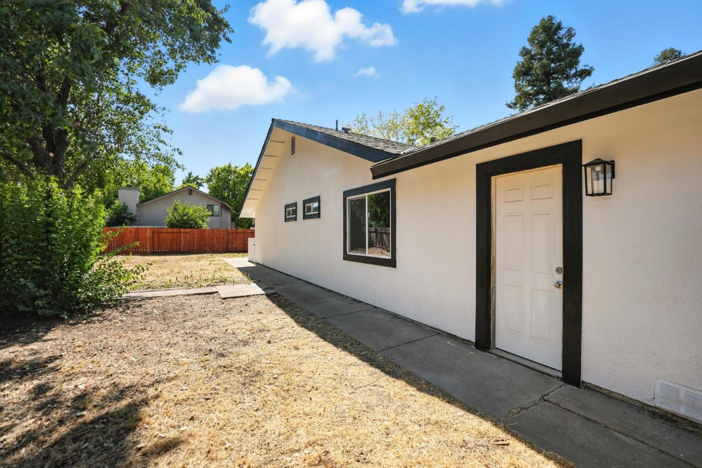 Detail Gallery Image 34 of 46 For 1190 Rio Norte Way, Sacramento,  CA 95834 - 2 Beds | 2 Baths
