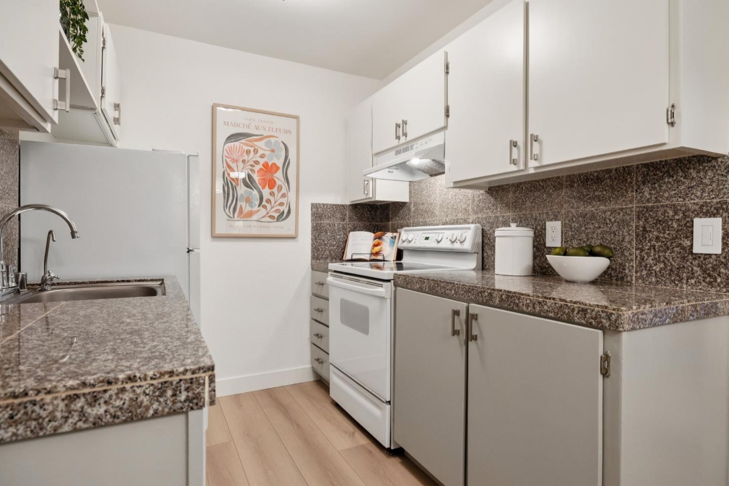 Detail Gallery Image 14 of 32 For 415 Piccadilly Pl #3,  San Bruno,  CA 94066 - 2 Beds | 1 Baths