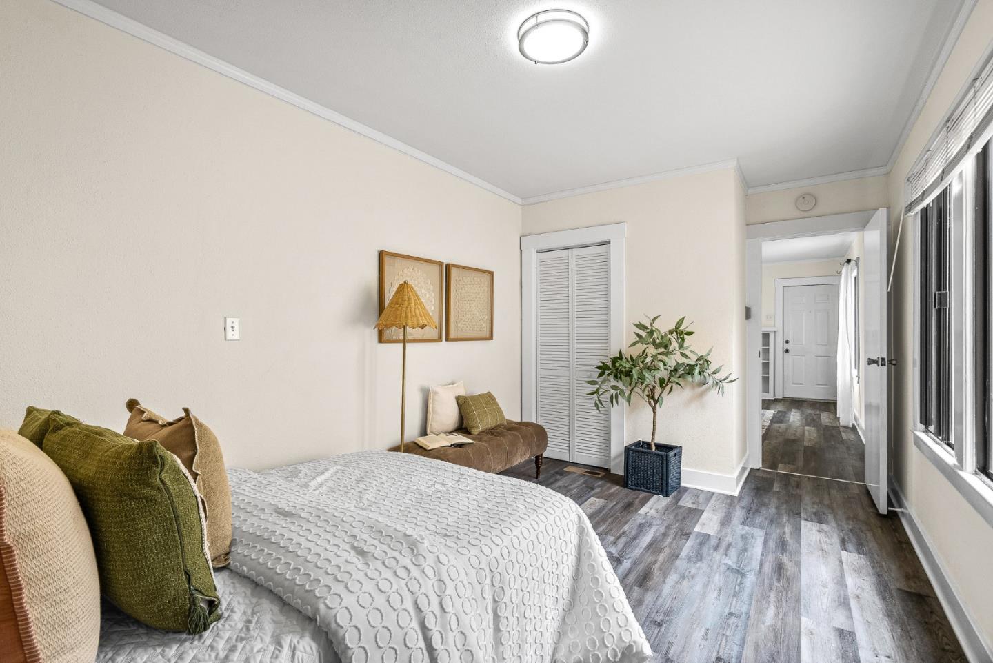 Detail Gallery Image 17 of 29 For 106 Forest Ave, Pacific Grove,  CA 93950 - 2 Beds | 1 Baths