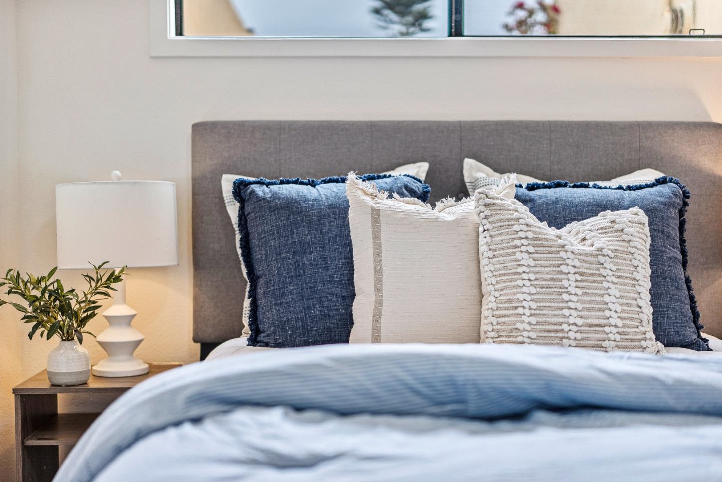 Detail Gallery Image 23 of 29 For 106 Forest Ave, Pacific Grove,  CA 93950 - 2 Beds | 1 Baths