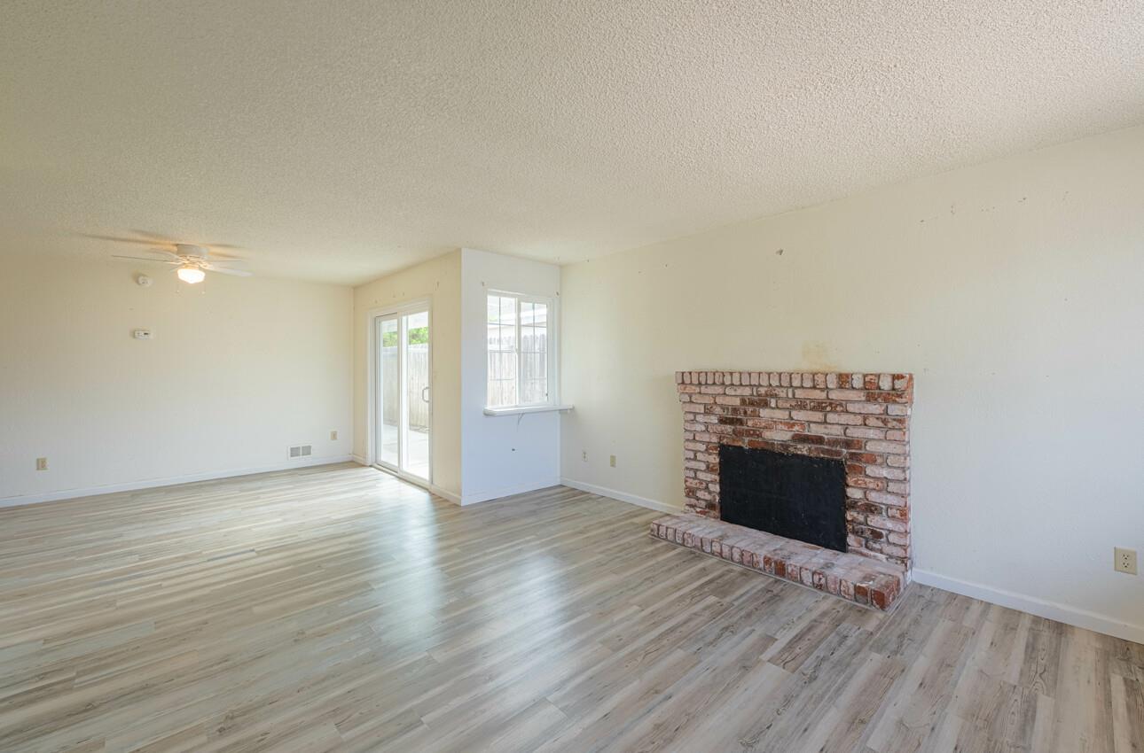 Detail Gallery Image 3 of 30 For 491 Tuttle Ave, Watsonville,  CA 95076 - 2 Beds | 2 Baths