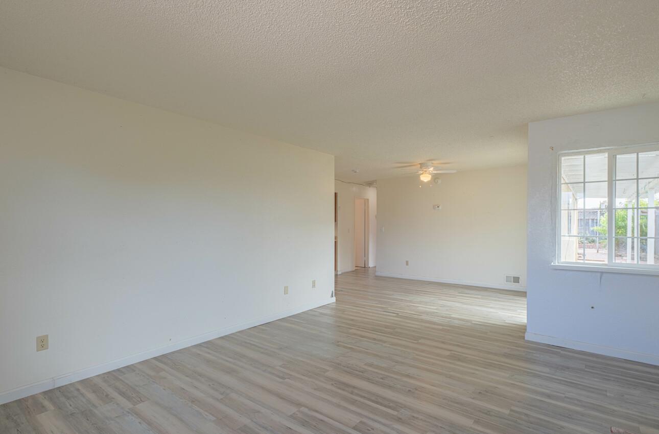 Detail Gallery Image 4 of 30 For 491 Tuttle Ave, Watsonville,  CA 95076 - 2 Beds | 2 Baths