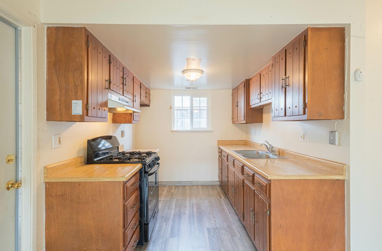 Detail Gallery Image 7 of 30 For 491 Tuttle Ave, Watsonville,  CA 95076 - 2 Beds | 2 Baths