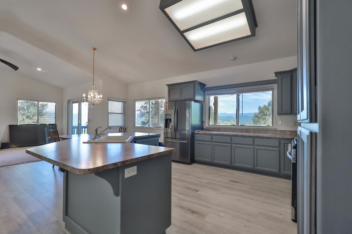 Detail Gallery Image 6 of 50 For 16271 Stephanie Way, Pioneer,  CA 95666 - 4 Beds | 3 Baths