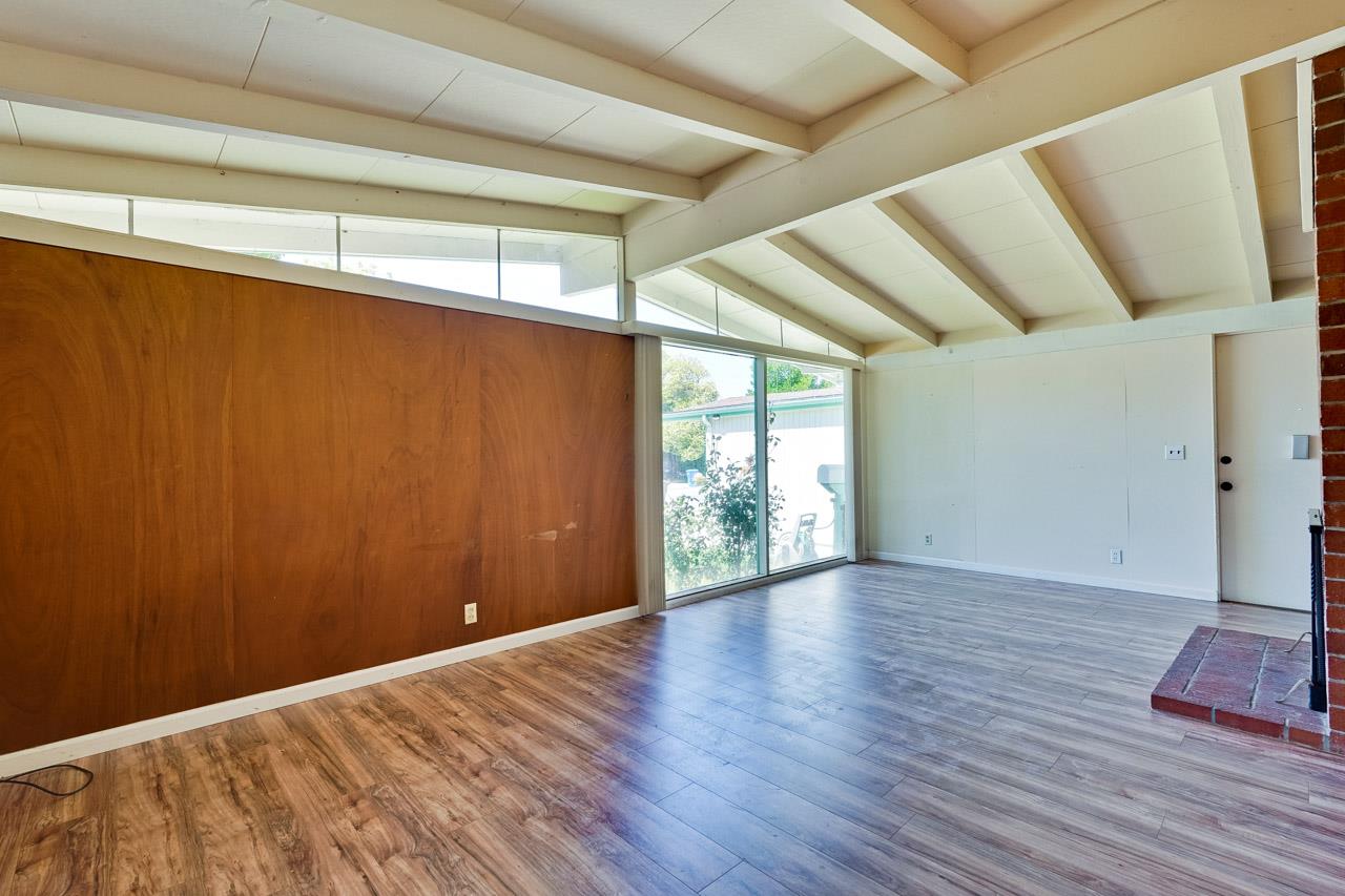 Detail Gallery Image 10 of 25 For 18761 Hanna Dr, Cupertino,  CA 95014 - 3 Beds | 2 Baths