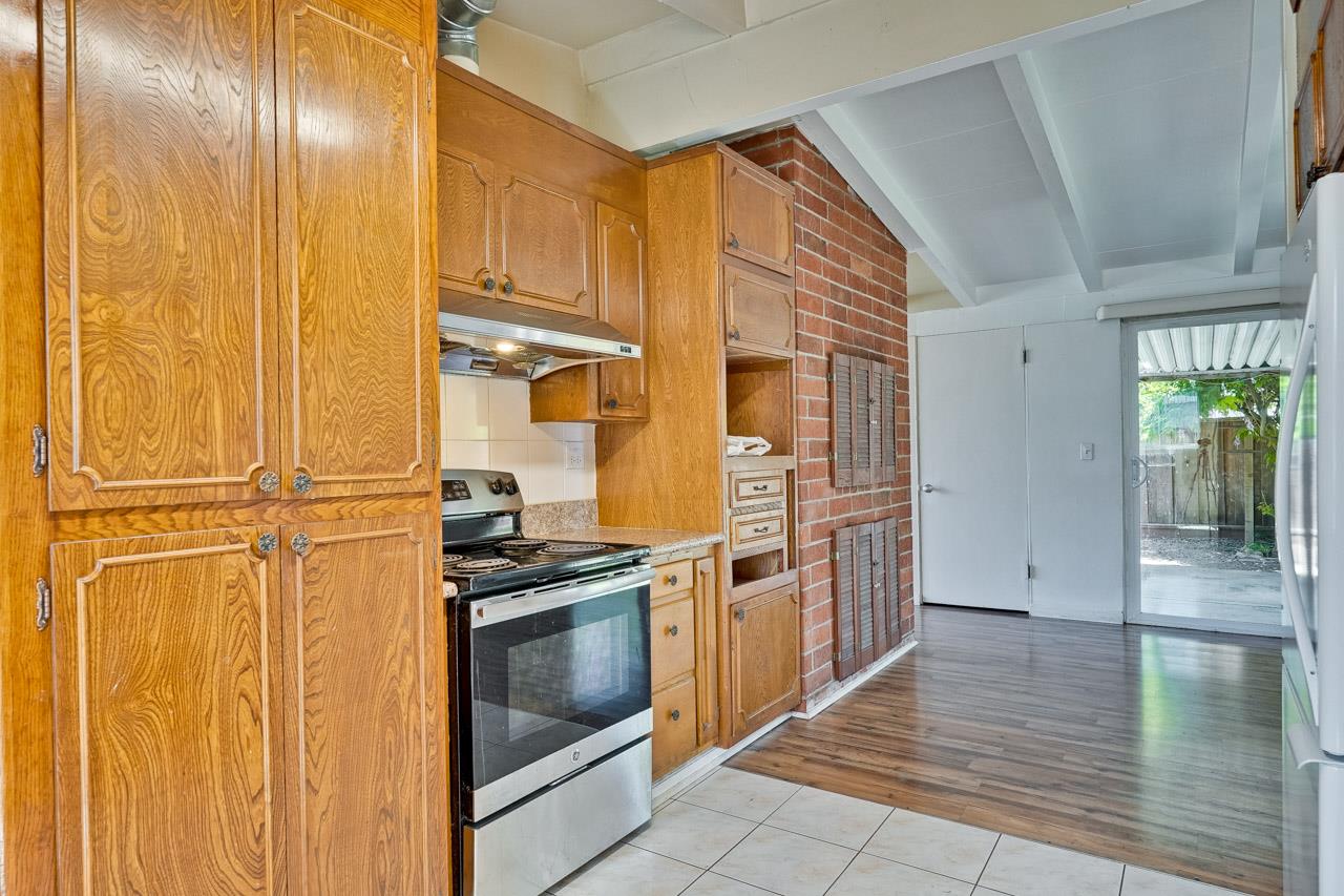 Detail Gallery Image 15 of 25 For 18761 Hanna Dr, Cupertino,  CA 95014 - 3 Beds | 2 Baths