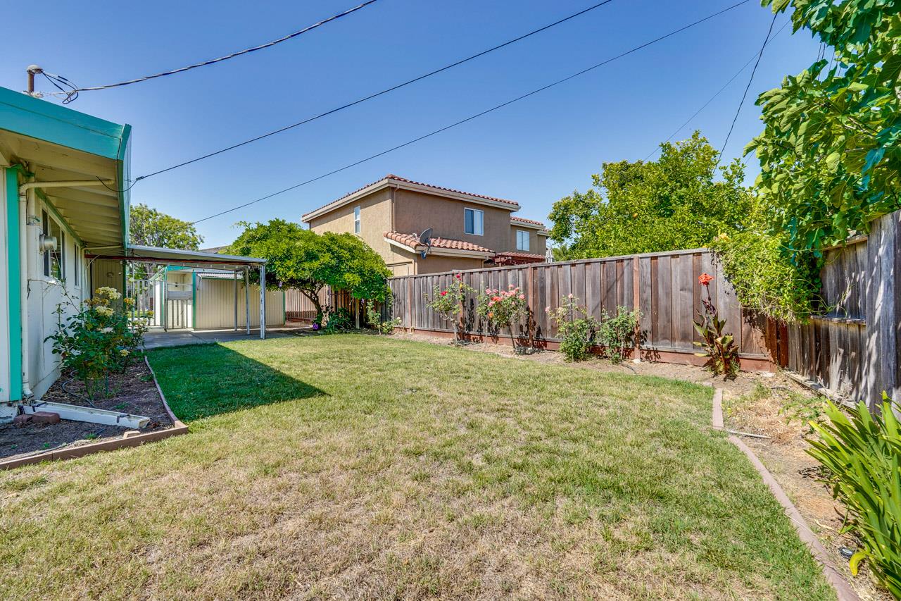 Detail Gallery Image 5 of 25 For 18761 Hanna Dr, Cupertino,  CA 95014 - 3 Beds | 2 Baths