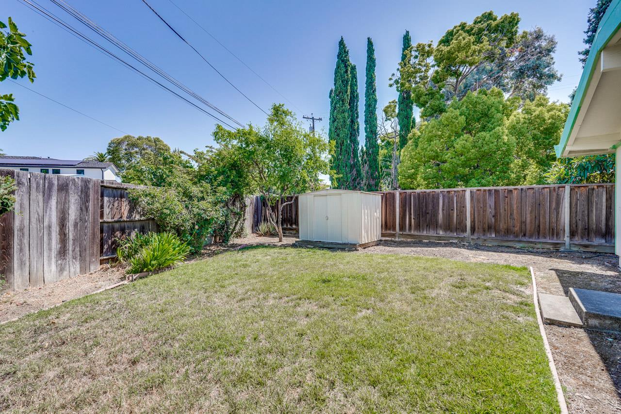 Detail Gallery Image 7 of 25 For 18761 Hanna Dr, Cupertino,  CA 95014 - 3 Beds | 2 Baths
