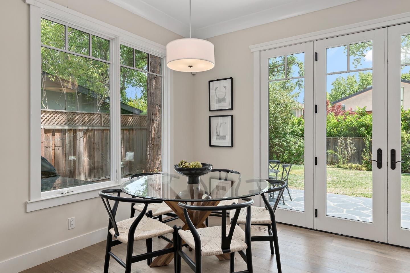Detail Gallery Image 16 of 41 For 1260 Sherman Ave, Menlo Park,  CA 94025 - 4 Beds | 4 Baths