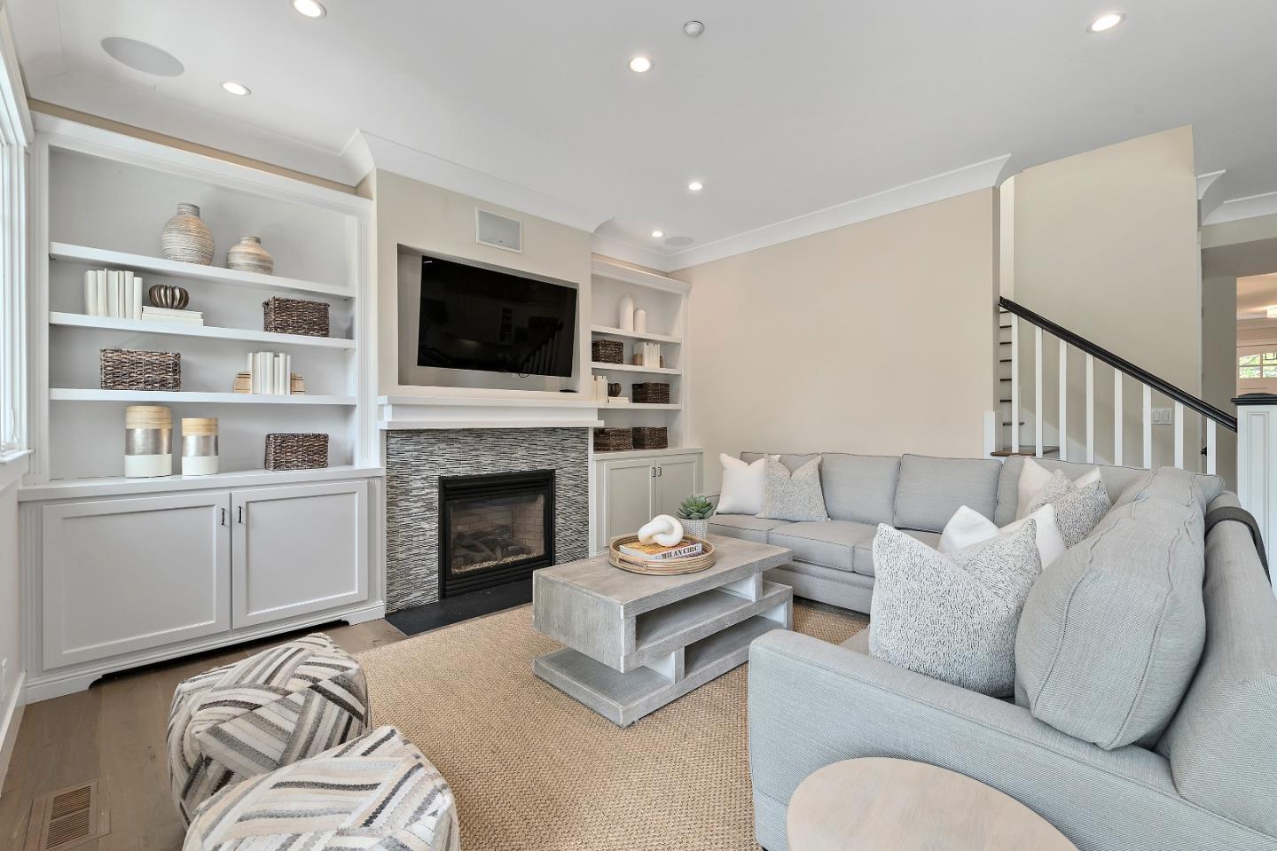 Detail Gallery Image 19 of 41 For 1260 Sherman Ave, Menlo Park,  CA 94025 - 4 Beds | 4 Baths