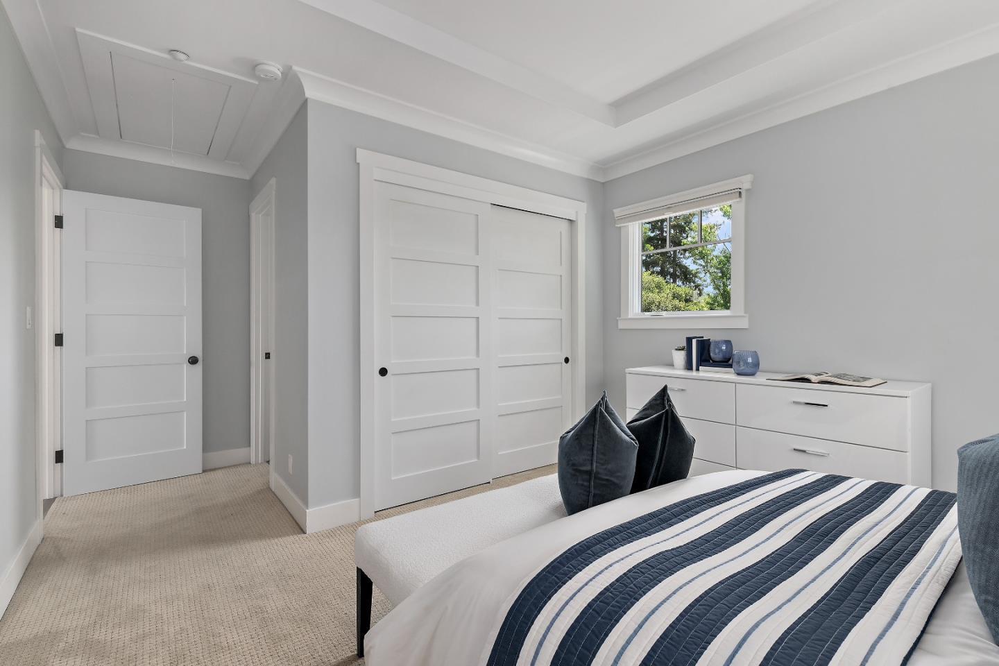 Detail Gallery Image 23 of 41 For 1260 Sherman Ave, Menlo Park,  CA 94025 - 4 Beds | 4 Baths