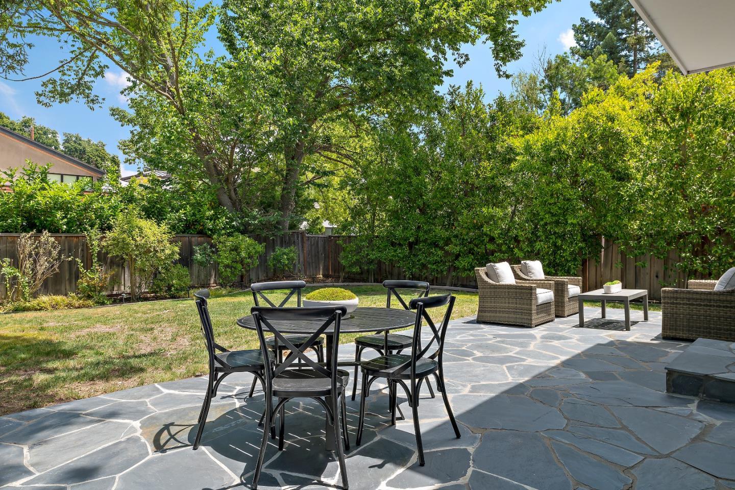 Detail Gallery Image 35 of 41 For 1260 Sherman Ave, Menlo Park,  CA 94025 - 4 Beds | 4 Baths