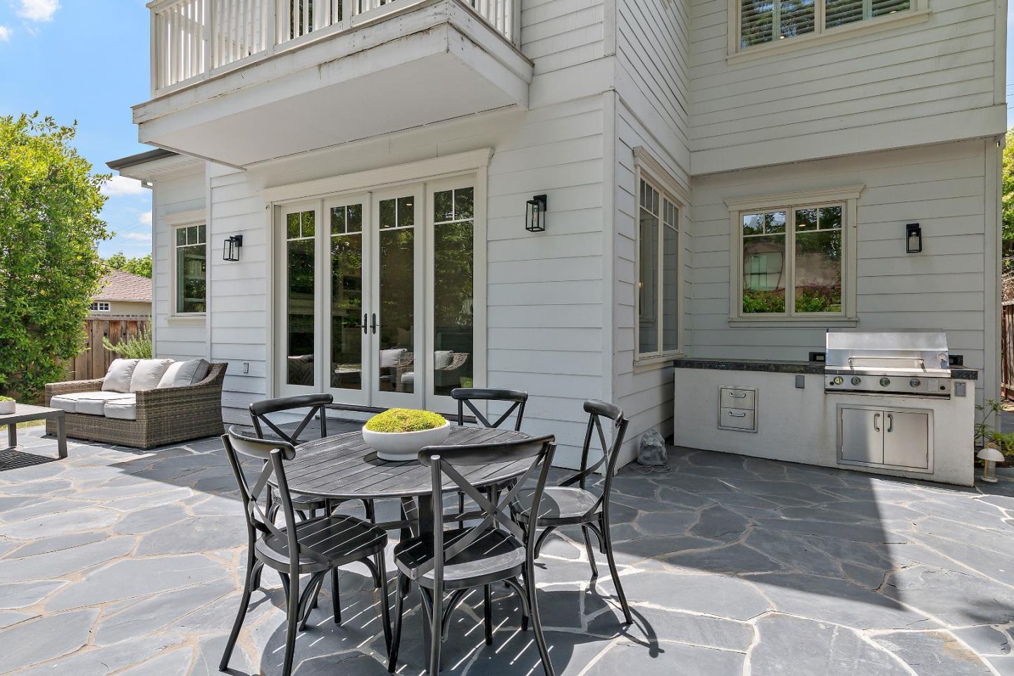 Detail Gallery Image 36 of 41 For 1260 Sherman Ave, Menlo Park,  CA 94025 - 4 Beds | 4 Baths