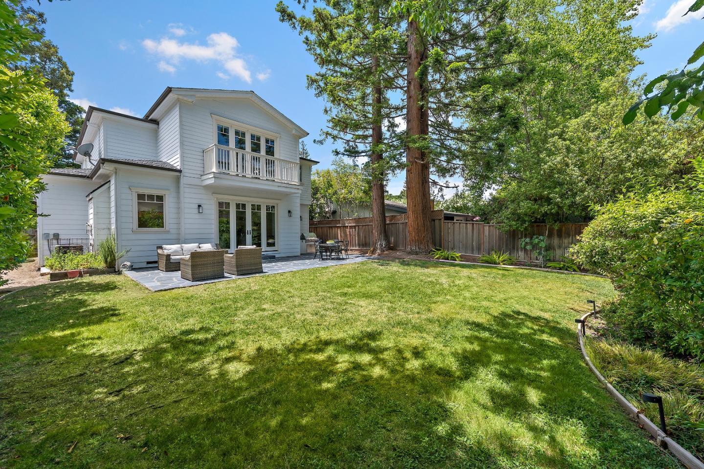 Detail Gallery Image 39 of 41 For 1260 Sherman Ave, Menlo Park,  CA 94025 - 4 Beds | 4 Baths