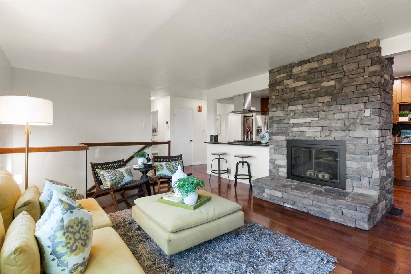 Detail Gallery Image 11 of 47 For 1735 Terrace Dr, Belmont,  CA 94002 - 5 Beds | 4 Baths