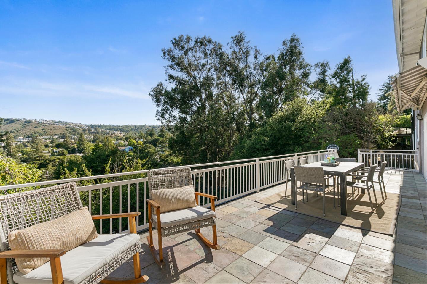 Detail Gallery Image 37 of 47 For 1735 Terrace Dr, Belmont,  CA 94002 - 5 Beds | 4 Baths