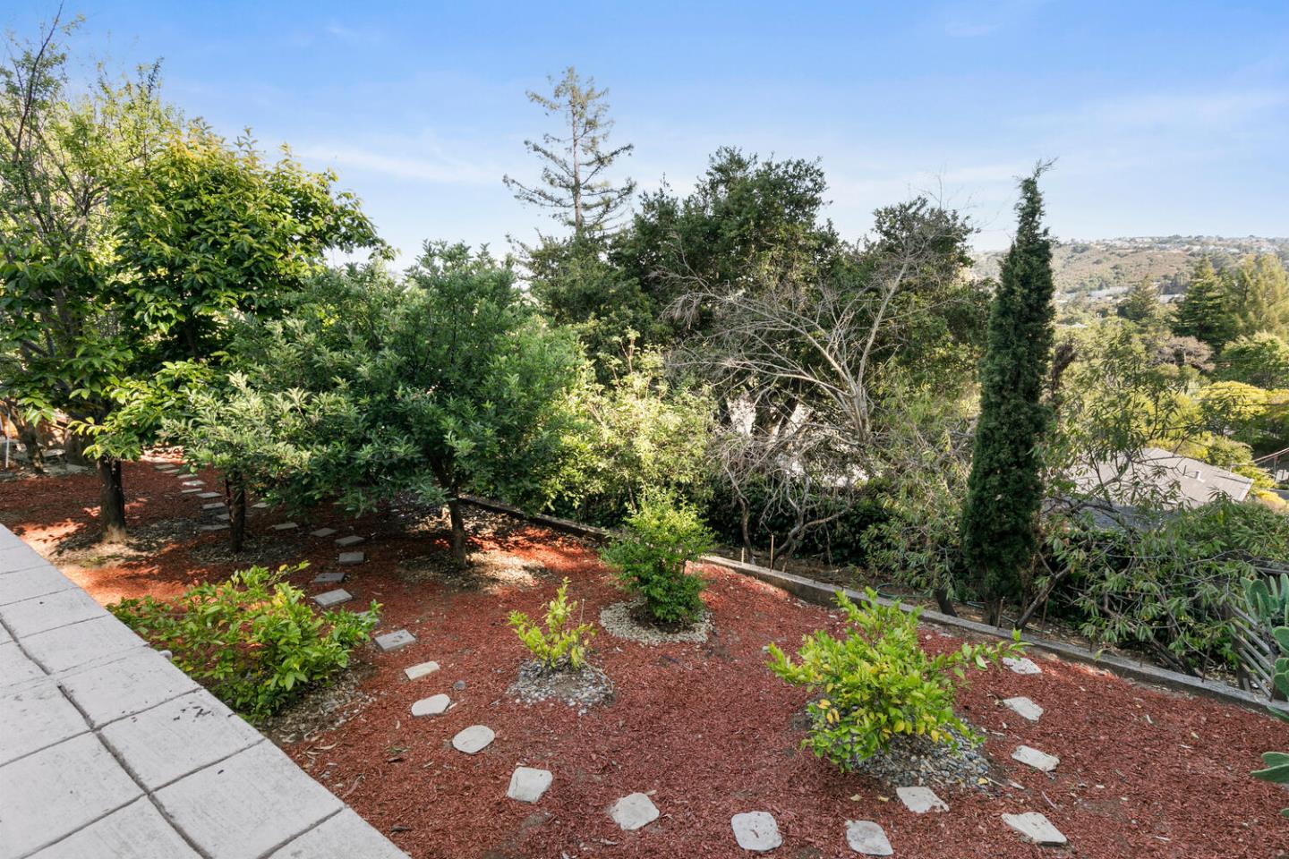 Detail Gallery Image 44 of 47 For 1735 Terrace Dr, Belmont,  CA 94002 - 5 Beds | 4 Baths