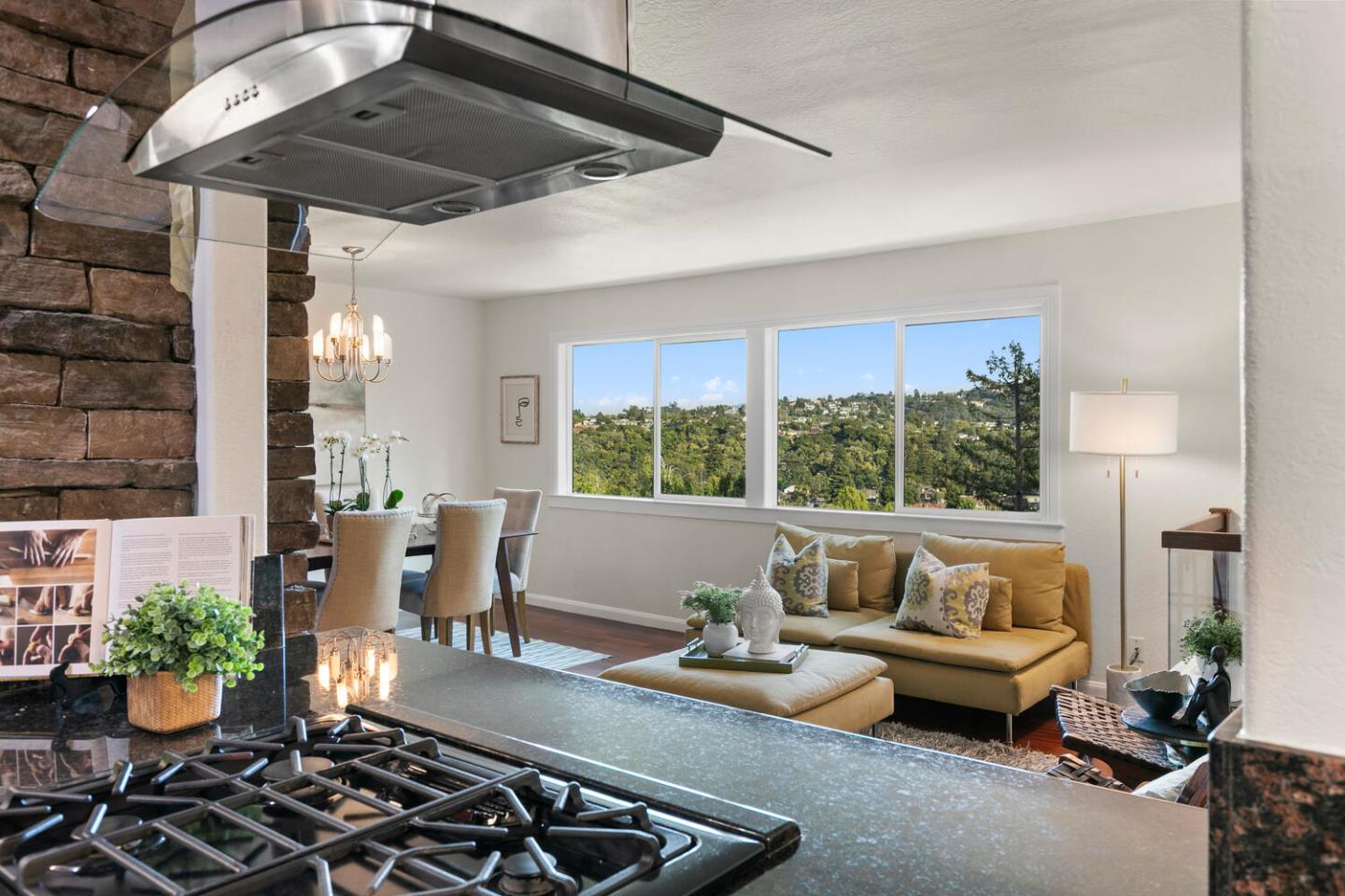 Detail Gallery Image 7 of 47 For 1735 Terrace Dr, Belmont,  CA 94002 - 5 Beds | 4 Baths