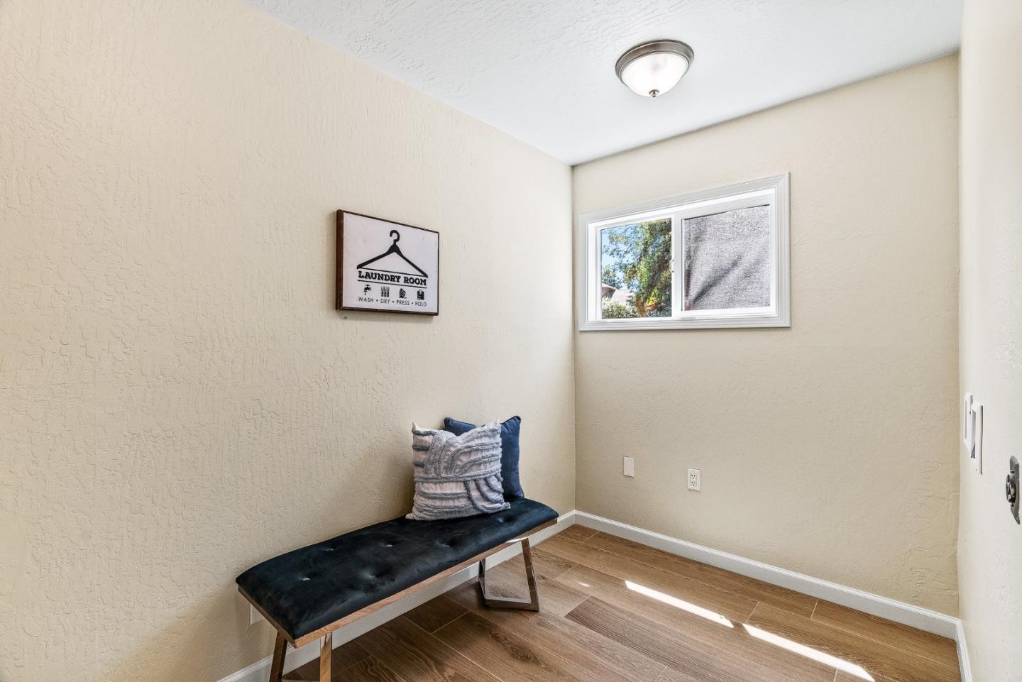 Detail Gallery Image 29 of 50 For 14510 Blossom Hill Rd, Los Gatos,  CA 95032 - 4 Beds | 2/1 Baths