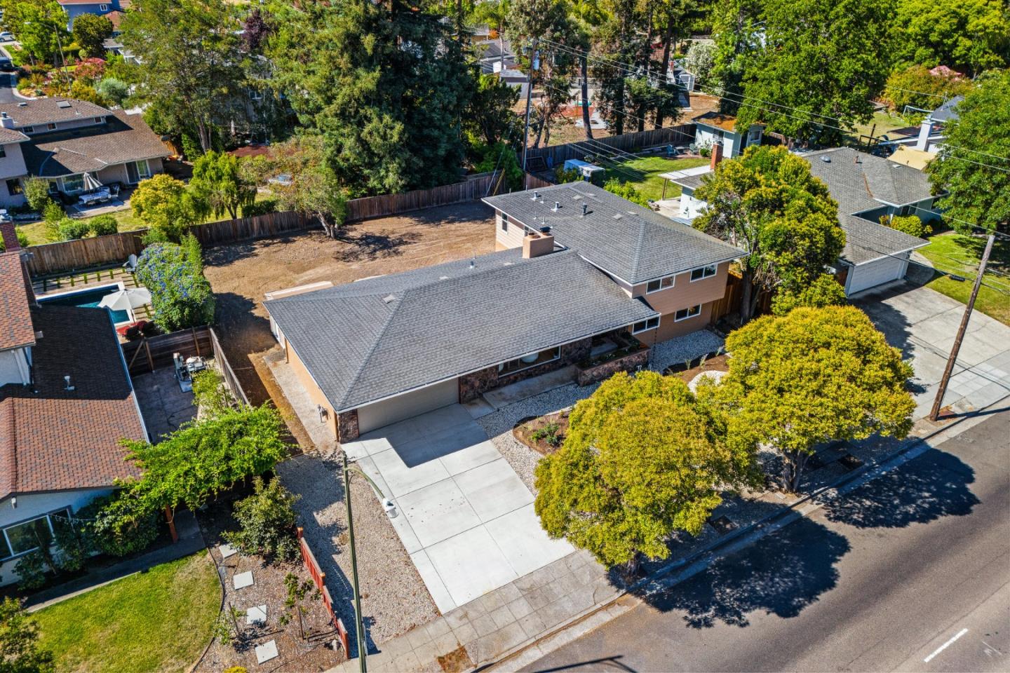 Detail Gallery Image 30 of 50 For 14510 Blossom Hill Rd, Los Gatos,  CA 95032 - 4 Beds | 2/1 Baths