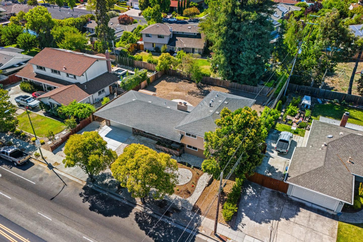 Detail Gallery Image 31 of 50 For 14510 Blossom Hill Rd, Los Gatos,  CA 95032 - 4 Beds | 2/1 Baths