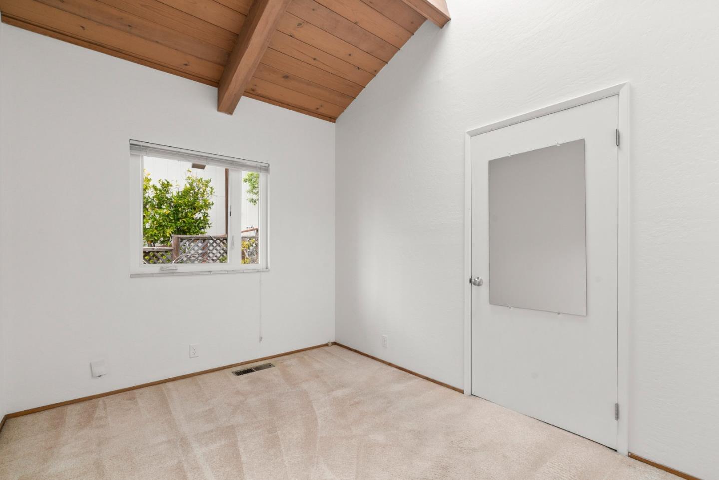 Detail Gallery Image 19 of 40 For 254 Aptos Beach Dr, Aptos,  CA 95003 - 3 Beds | 2/1 Baths