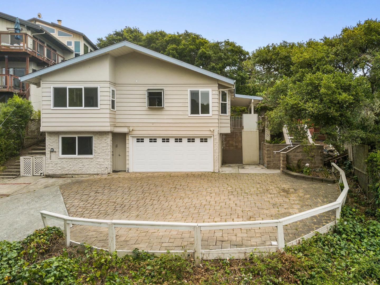 Detail Gallery Image 2 of 40 For 254 Aptos Beach Dr, Aptos,  CA 95003 - 3 Beds | 2/1 Baths