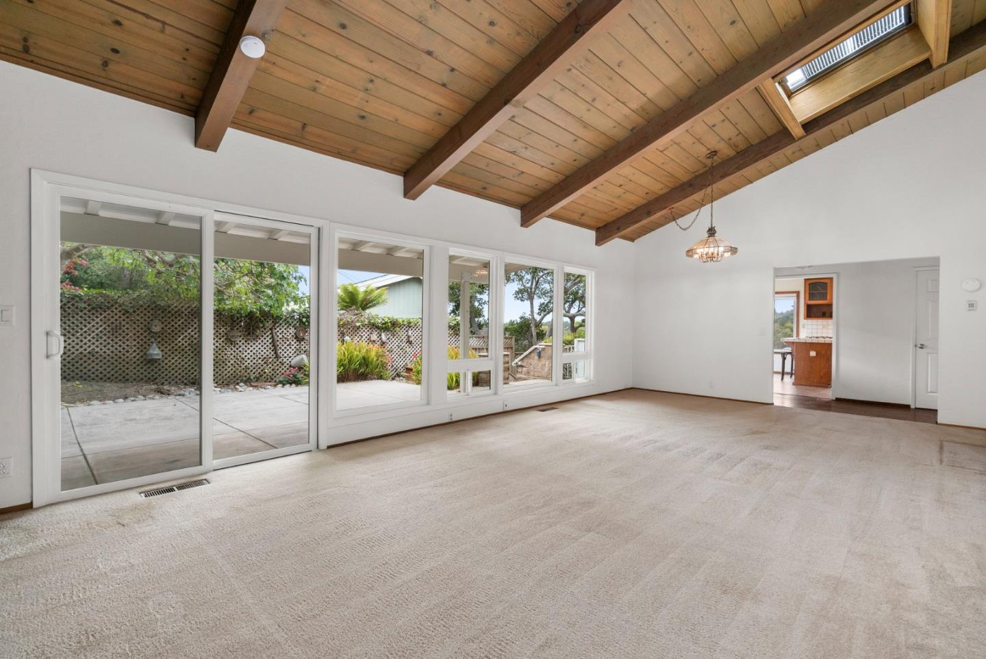 Detail Gallery Image 7 of 40 For 254 Aptos Beach Dr, Aptos,  CA 95003 - 3 Beds | 2/1 Baths
