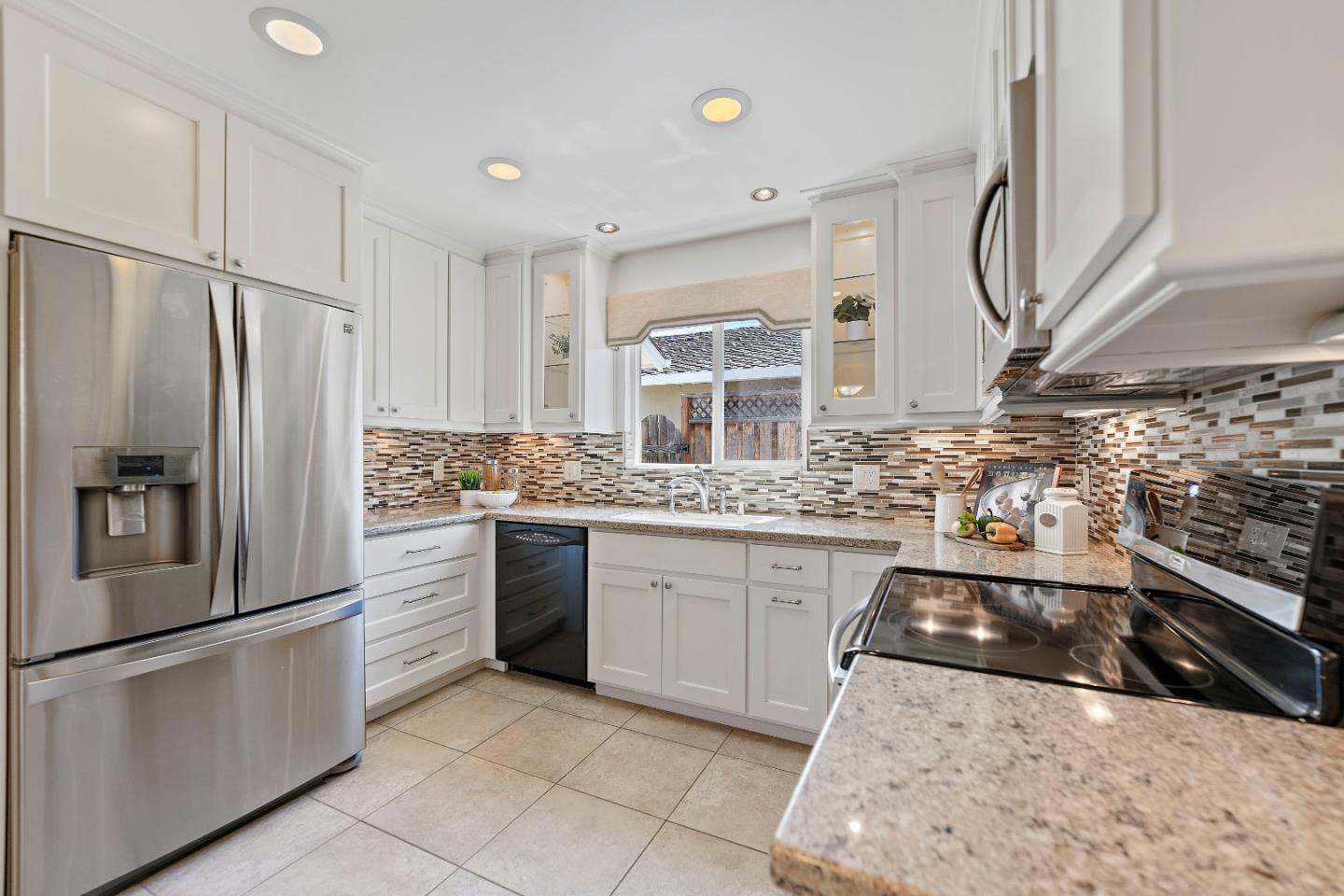 Detail Gallery Image 11 of 44 For 986 Maryann Dr, Santa Clara,  CA 95050 - 3 Beds | 1 Baths