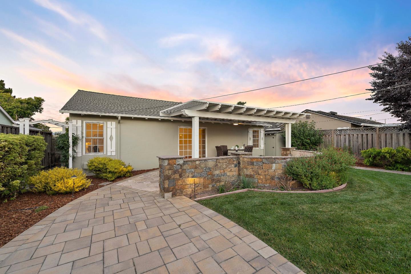 Detail Gallery Image 35 of 44 For 986 Maryann Dr, Santa Clara,  CA 95050 - 3 Beds | 1 Baths